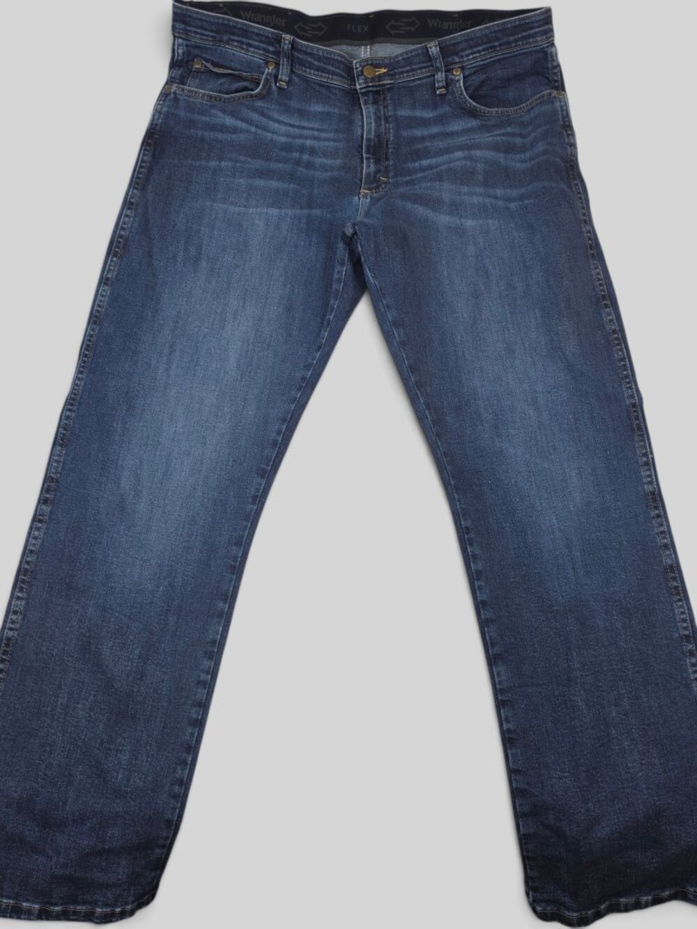 Wrangler Flex Men’s Blue Straight Leg Stretch Denim Jeans 38x32